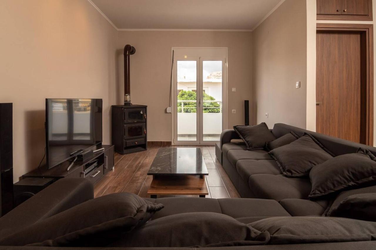 Theros Apartment ปาไลโอโกรา ภายนอก รูปภาพ